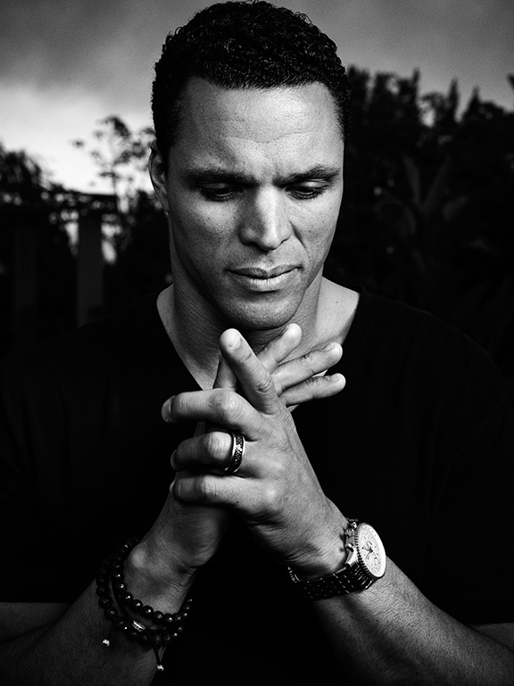 TONY GONZALEZ PHOTO: Joe Pugliese
