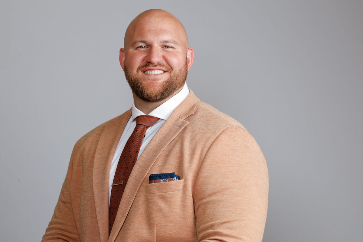 Eric Mac Lain is a football analyst for ACC Network. He joined ACCN at launch in 2019 and is a studio member of the ACC Huddle studio show.