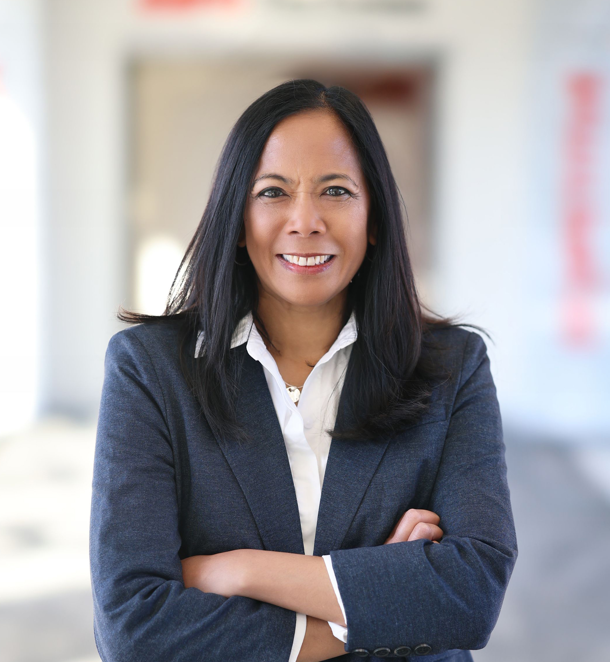 Roxanna Scott, a veteran of more than two decades in the news industry, joined ESPN in the newly created position of Senior Vice President, Editor in Chief in January of 2026.